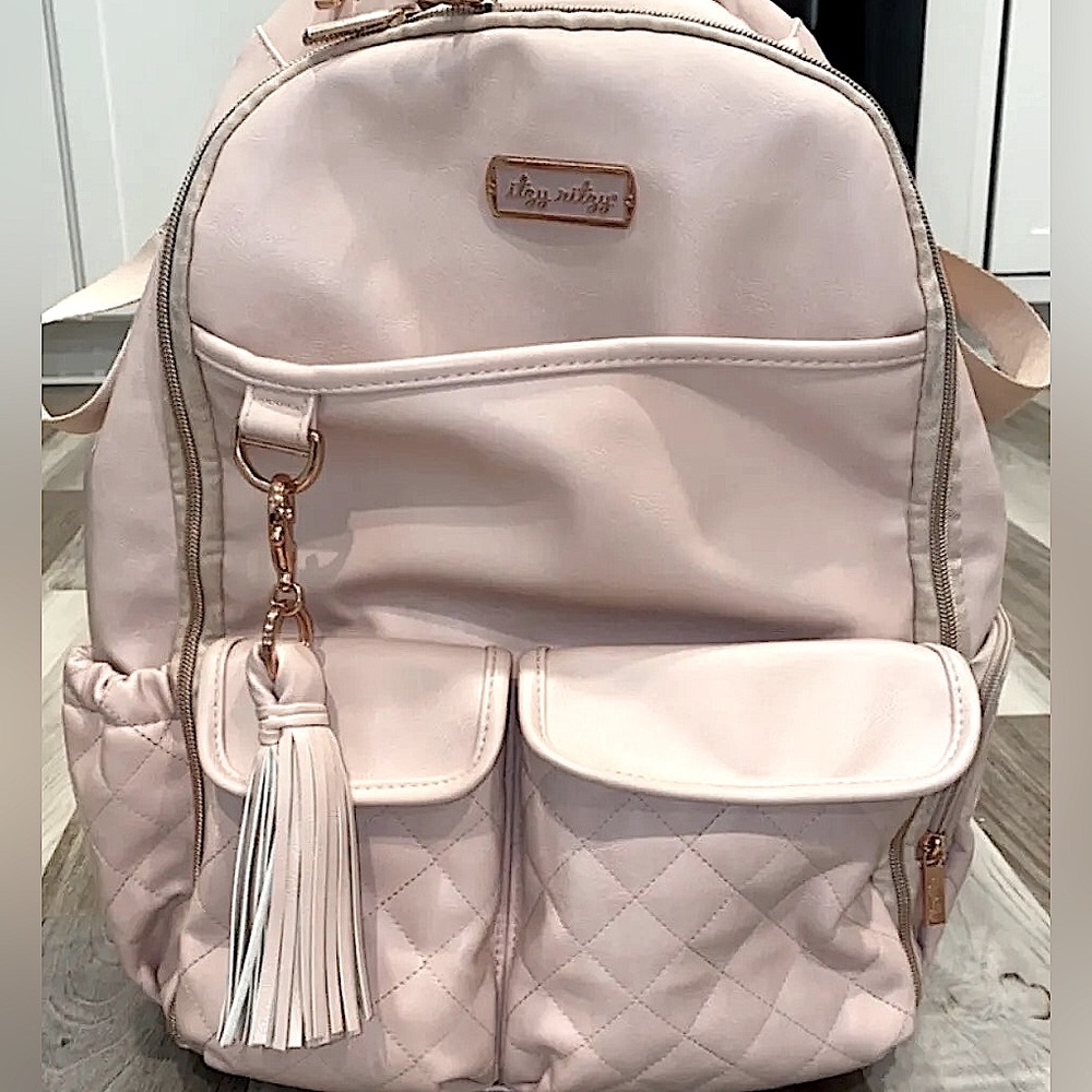 (BEST OFFER) Itzy Ritzy Boss Backpack Diaper Bag - Blush Pink / Rose Gold EUC